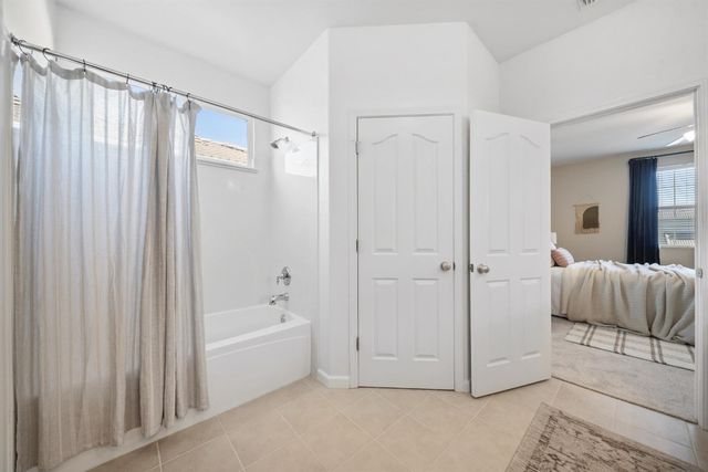 2792 Crested St, West Sacramento, CA 95691