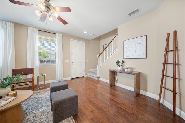 2792 Crested St, West Sacramento, CA 95691