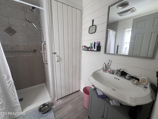 428 Patton Heights Circle, Jamestown, TN 38556