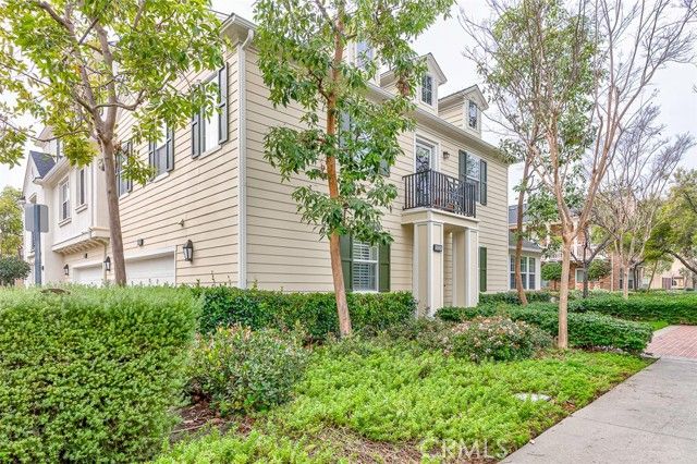 15220 Cambridge, Tustin, CA 92782