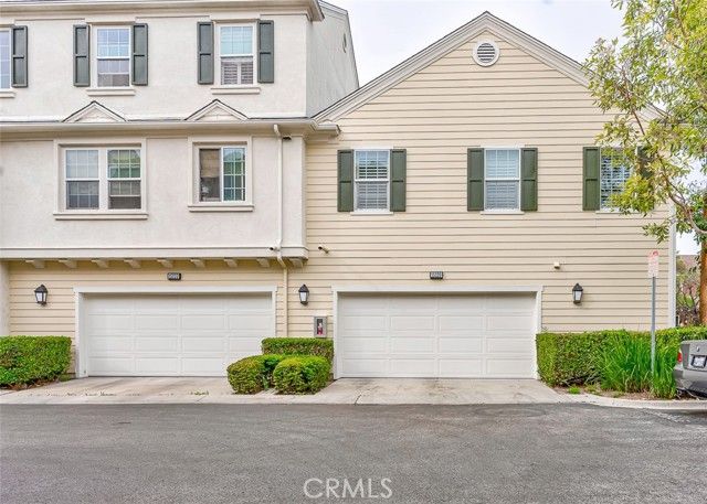 15220 Cambridge, Tustin, CA 92782