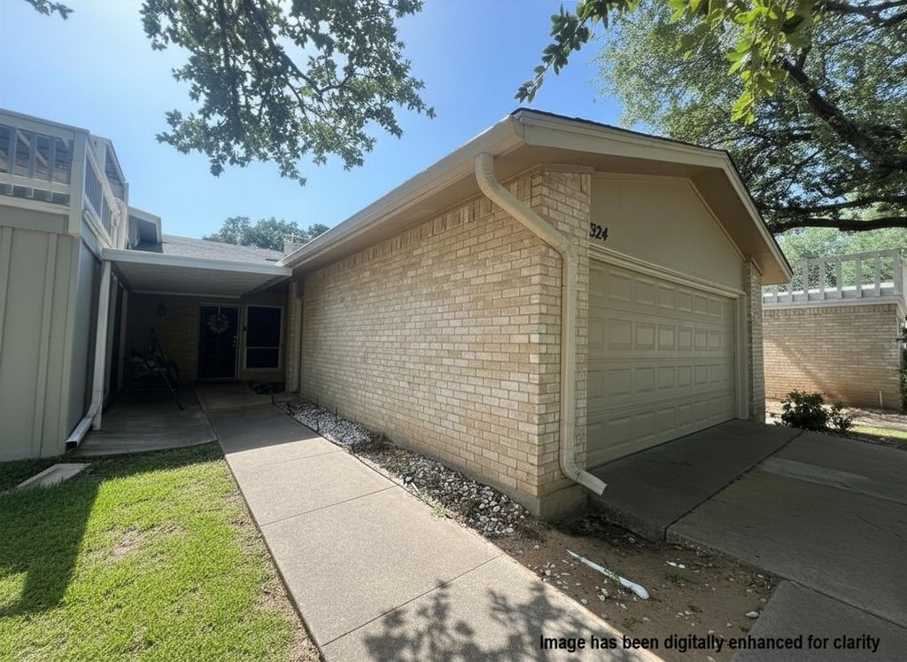 1324 El Camino Real, Euless, TX 76040