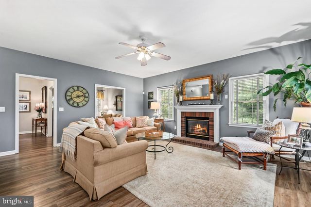 7067 KELLY RD, Warrenton, VA 20187