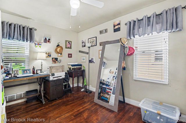 1022 Whitcomb Avenue, Royal Oak, MI 48073