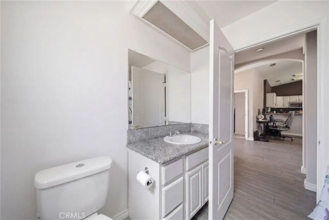 14083 Pawnee Road, Apple Valley, CA 92307
