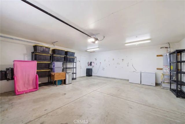 14083 Pawnee Road, Apple Valley, CA 92307