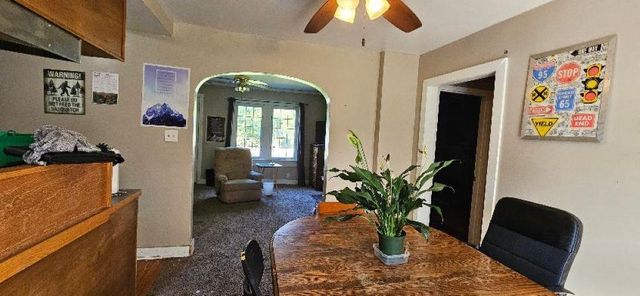 611 W Miller Road, Lansing, MI 48911