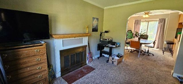 611 W Miller Road, Lansing, MI 48911