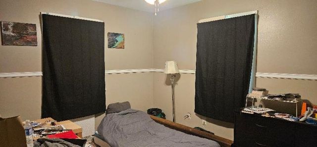 611 W Miller Road, Lansing, MI 48911