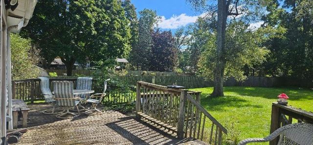 611 W Miller Road, Lansing, MI 48911