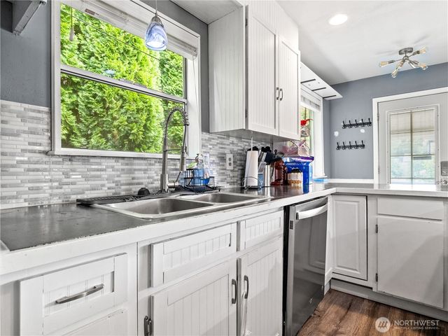 206 Kentucky Avenue, Granite Falls, WA 98252