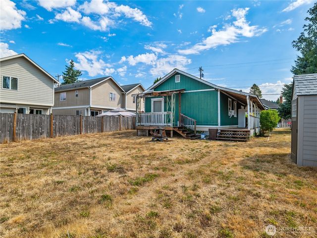 206 Kentucky Avenue, Granite Falls, WA 98252