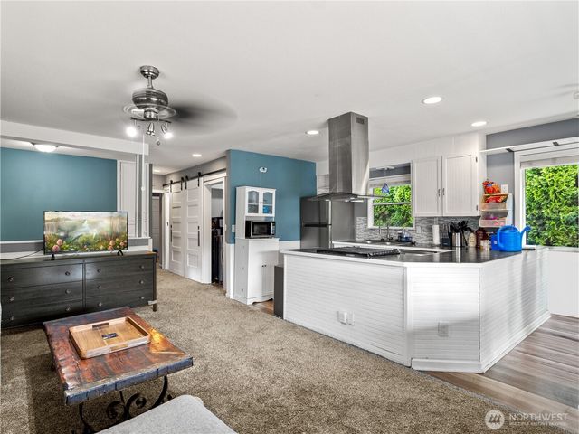 206 Kentucky Avenue, Granite Falls, WA 98252