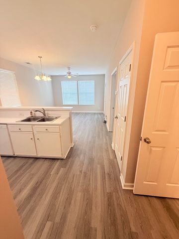 1306 River Oaks Dr Unit 3F, Myrtle Beach, SC 29579