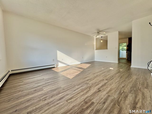 3 Saint Marc Circle Q, South Windsor, CT 06074