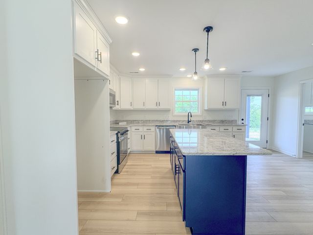 4701 Scottsville Rd, Lafayette, TN 37083