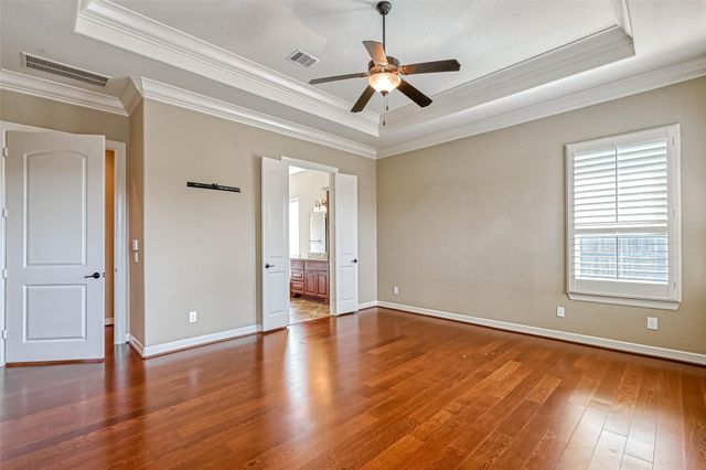 5014 Fairford Drive, Sugar Land, TX 77479