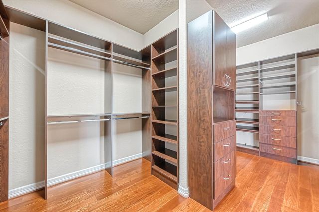 5014 Fairford Drive, Sugar Land, TX 77479