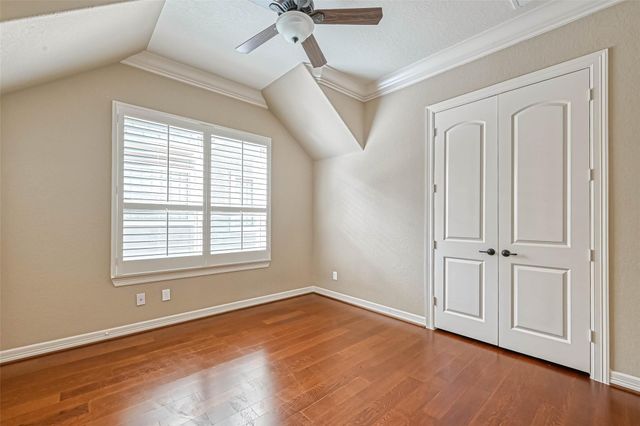 5014 Fairford Drive, Sugar Land, TX 77479