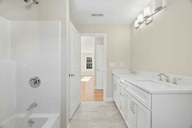 43 Martin, Douglas, MA 01516