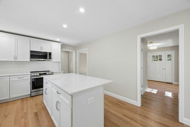 43 Martin, Douglas, MA 01516