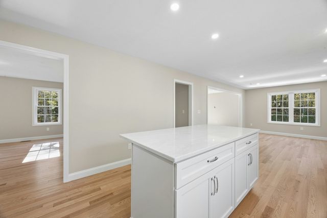 43 Martin, Douglas, MA 01516