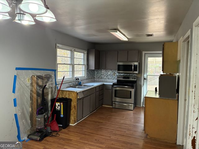126 Kinsey Drive, Stockbridge, GA 30281