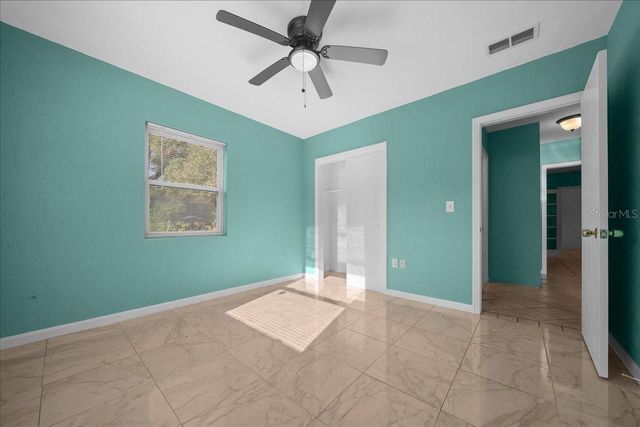 2810 SE LAKE WEIR AVENUE, Ocala, FL 34471