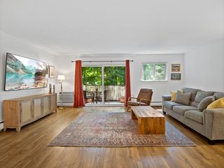 11 Crescent Dr 8, Andover, MA 01810