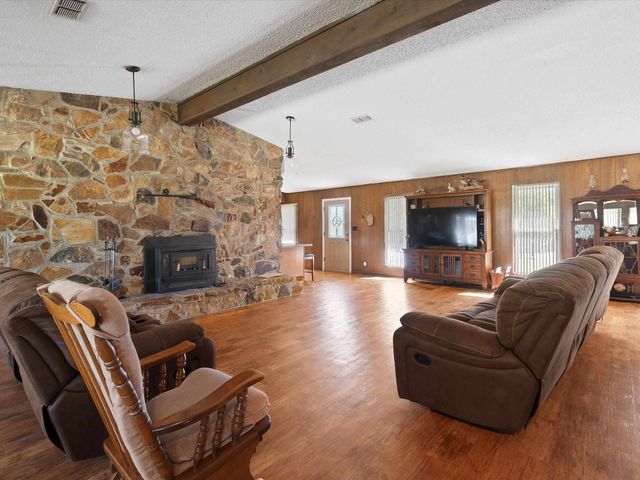 14851 FM 2796, Pittsburg, TX 75686