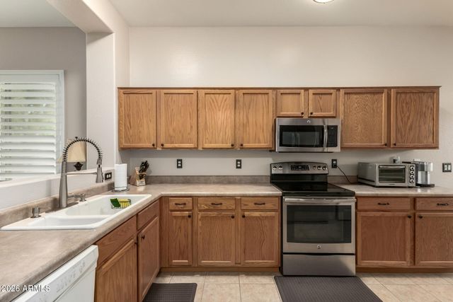 1362 W WEATHERBY Way, Chandler, AZ 85286