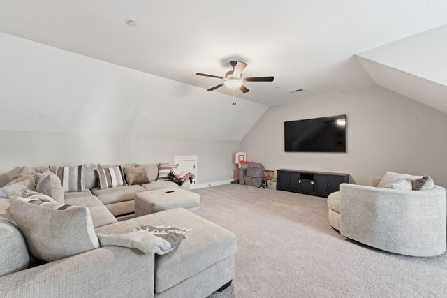 186 Daniel St, Pleasant View, TN 37146