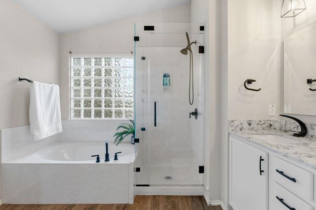 11528 Running Brush LN, Austin, TX 78717