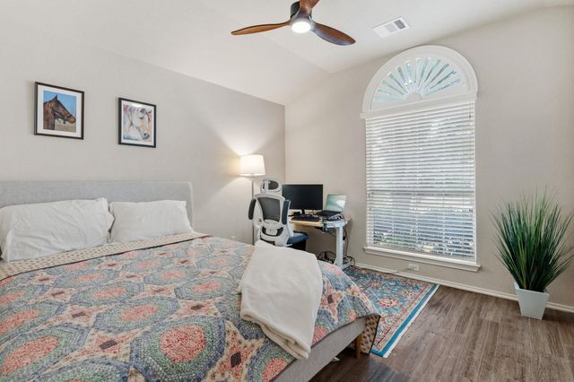 11528 Running Brush LN, Austin, TX 78717