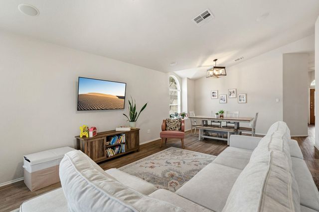 11528 Running Brush LN, Austin, TX 78717