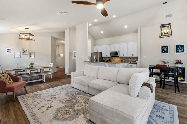 11528 Running Brush LN, Austin, TX 78717