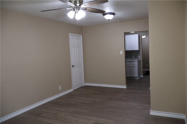 3306 Elgin St, Corpus Christi, TX 78405