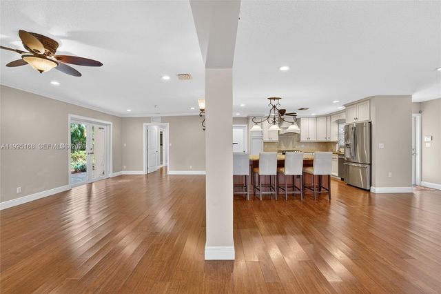 661 NW 66th Ave, Plantation, FL 33317