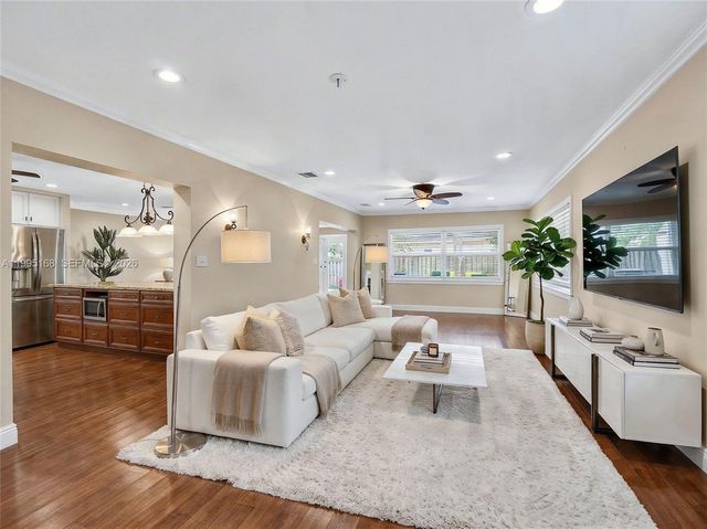 661 NW 66th Ave, Plantation, FL 33317