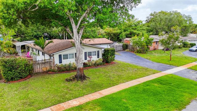 661 NW 66th Ave, Plantation, FL 33317