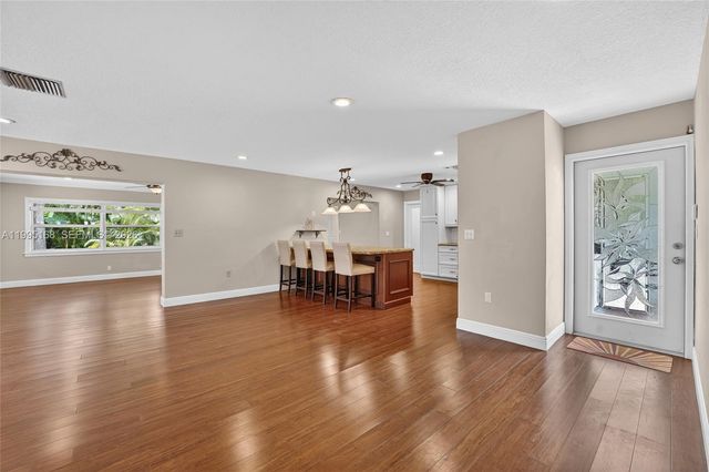 661 NW 66th Ave, Plantation, FL 33317