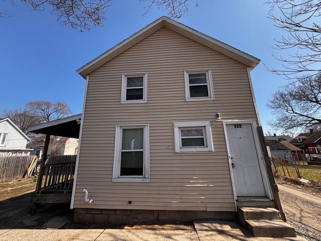 908-910 Temple Street SE, Grand Rapids, MI 49507