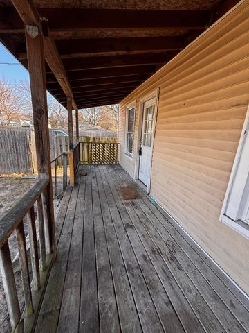 908-910 Temple Street SE, Grand Rapids, MI 49507