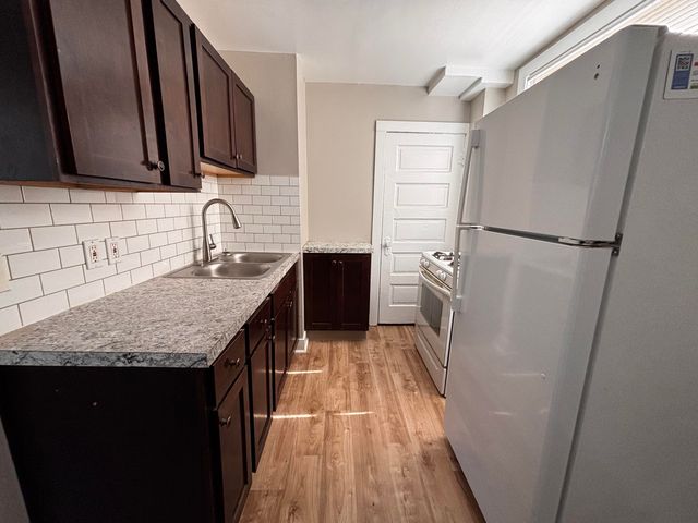 908-910 Temple Street SE, Grand Rapids, MI 49507