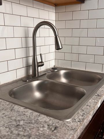 908-910 Temple Street SE, Grand Rapids, MI 49507