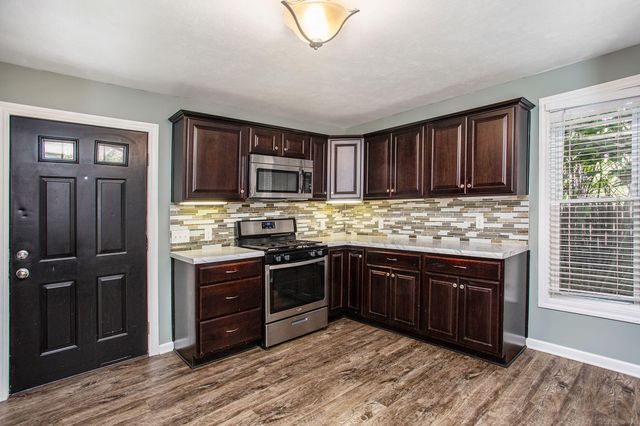 908-910 Temple Street SE, Grand Rapids, MI 49507