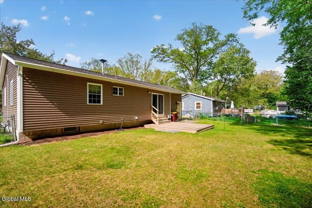 65 Curt Boulevard, Saratoga Springs, NY 12866