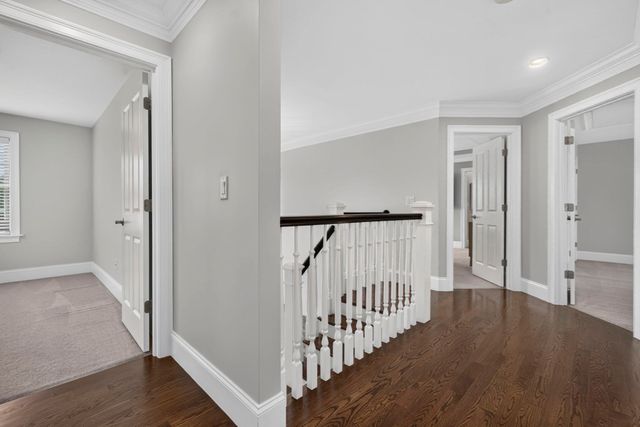 8 Sterling Ct., Northborough, MA 01532