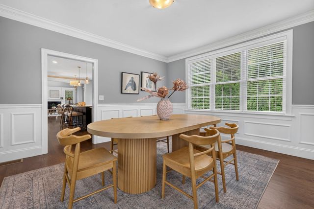 8 Sterling Ct., Northborough, MA 01532