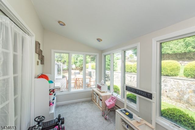 34 Coolidge Ave, West Caldwell Twp., NJ 07006